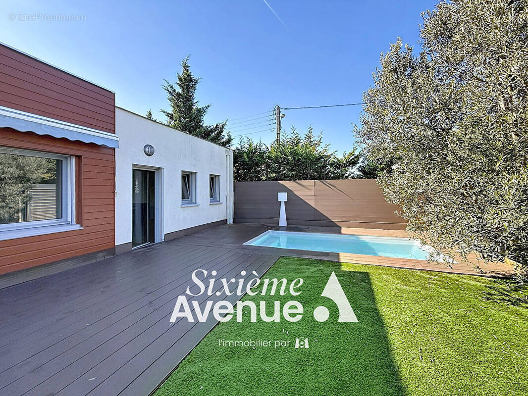 Maison à DECINES-CHARPIEU