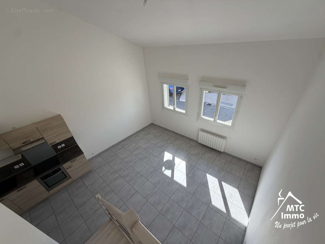 Appartement à SAINT-VULBAS