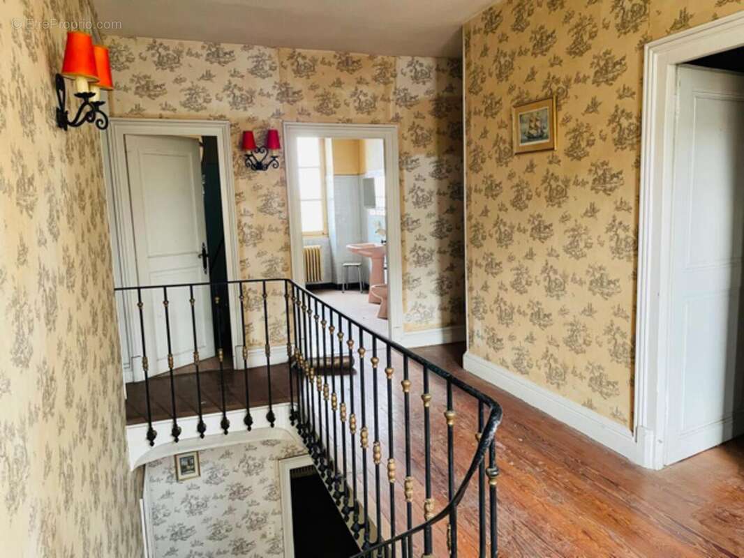 Photo 2 - Maison à LA CLAYETTE