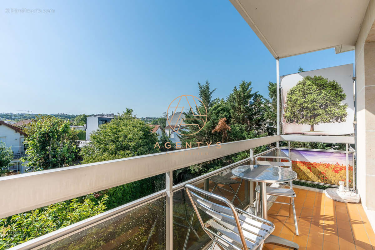 Appartement à BRY-SUR-MARNE