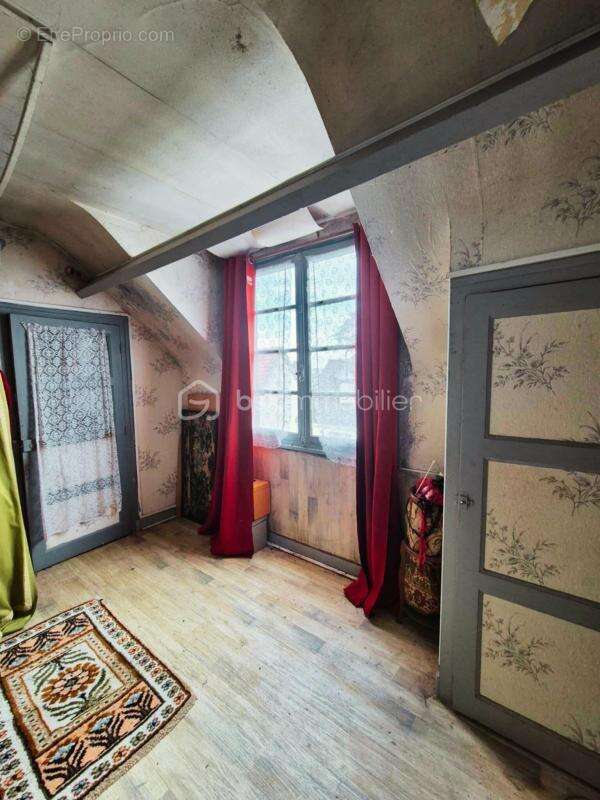 Maison à LONGPRE-LES-CORPS-SAINTS