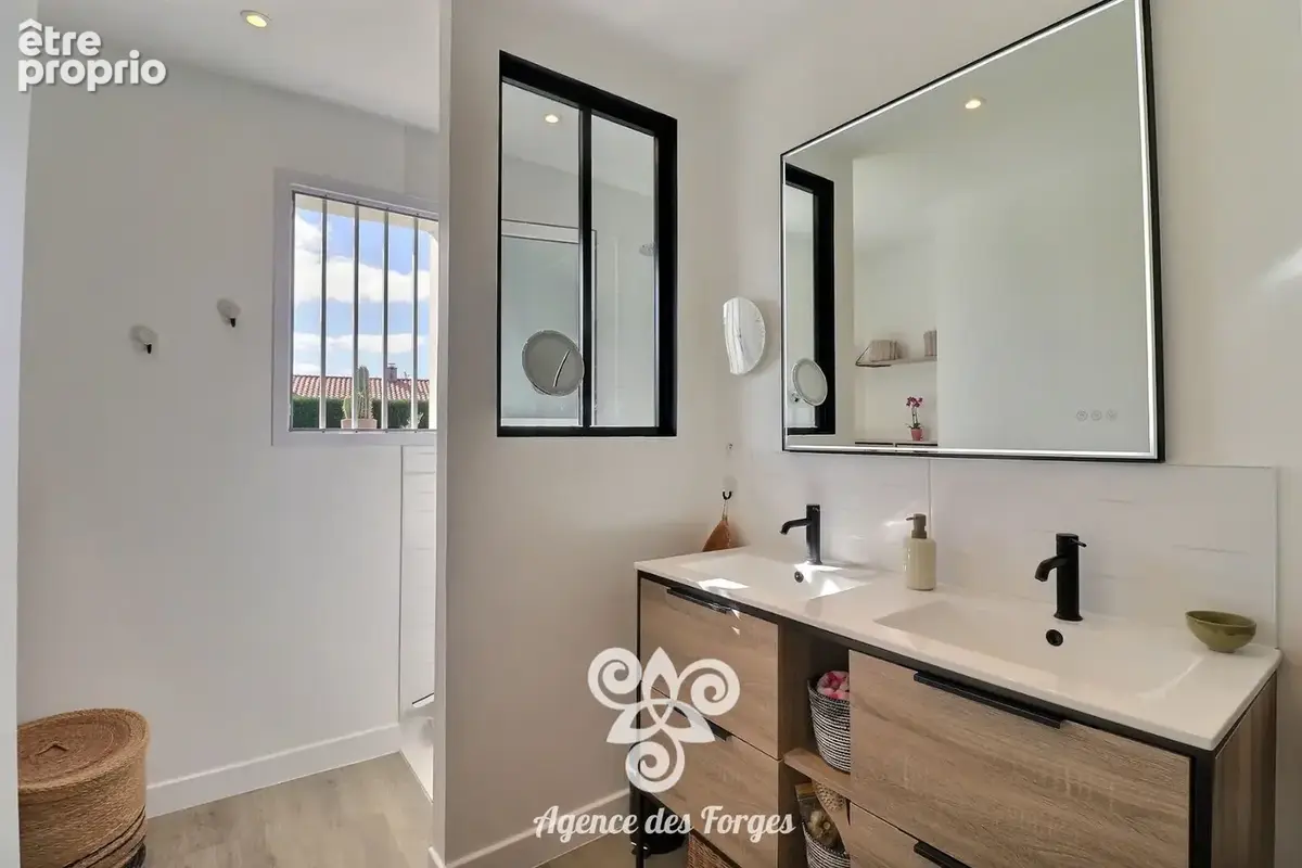 Maison de plain-pied - 3 chambres - 108m² - La Regrippiere - photo 11