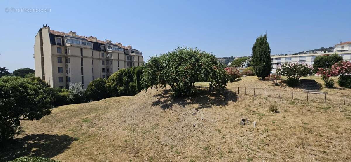 Bas Gairaut. Superbe 3P, parking, calme et sans vis à vis - photo 7