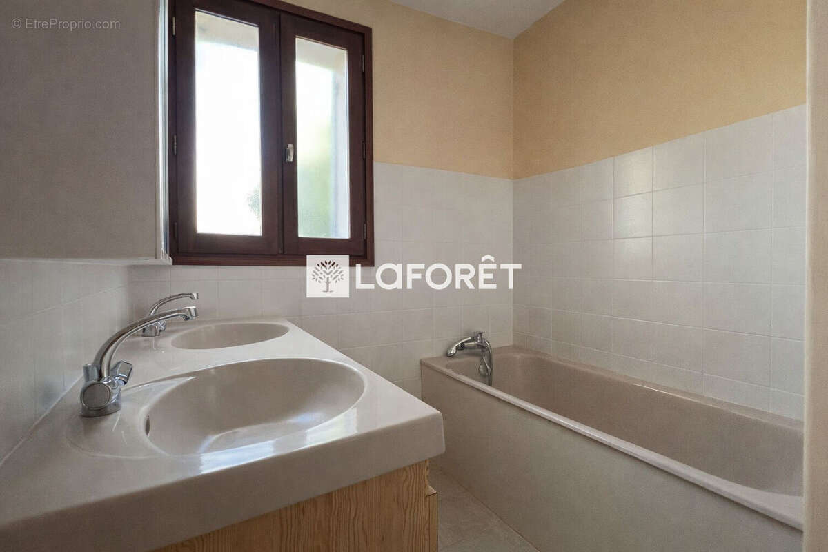 Villa Saint Palais Sur Mer 9 pièces 247 m2 - photo 15