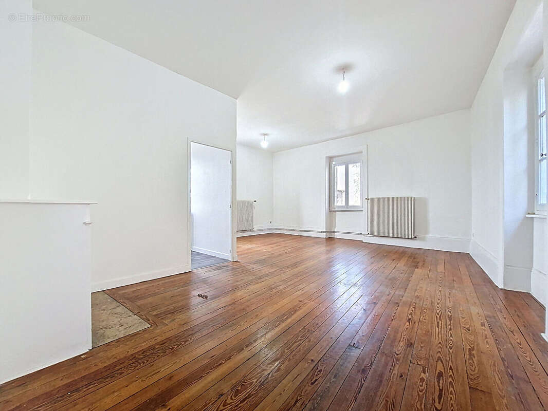 Appartement à SAINT-GALMIER