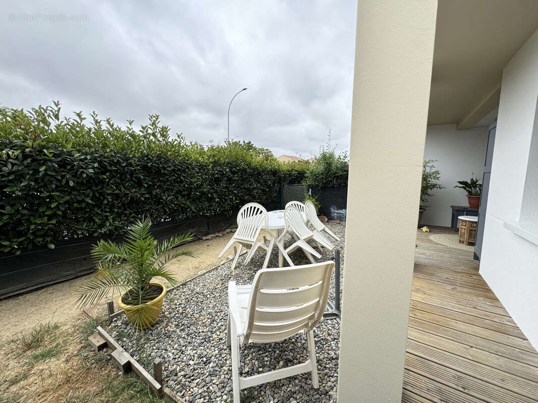 APPARTEMENT T1 DE 34 M2 avec terrasse et jardin - photo 7