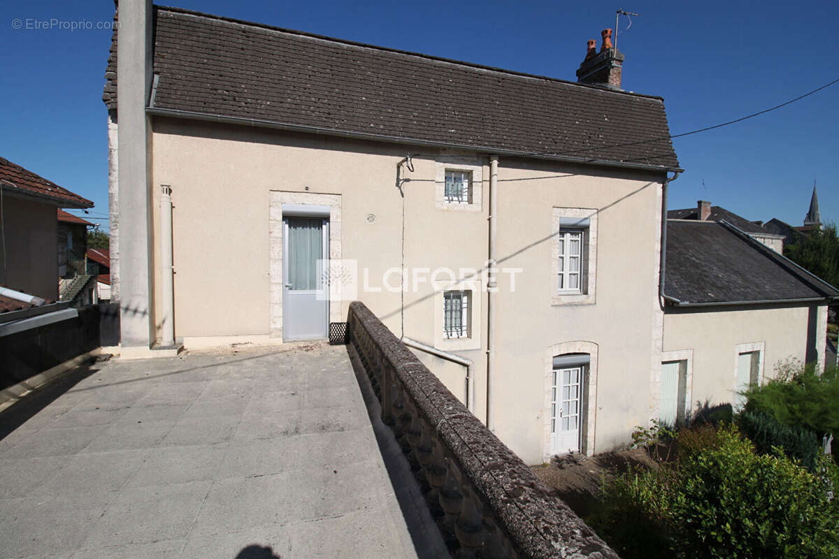 Maison de ville Thiviers 6 pièces 143 m2 avec garage - photo 16