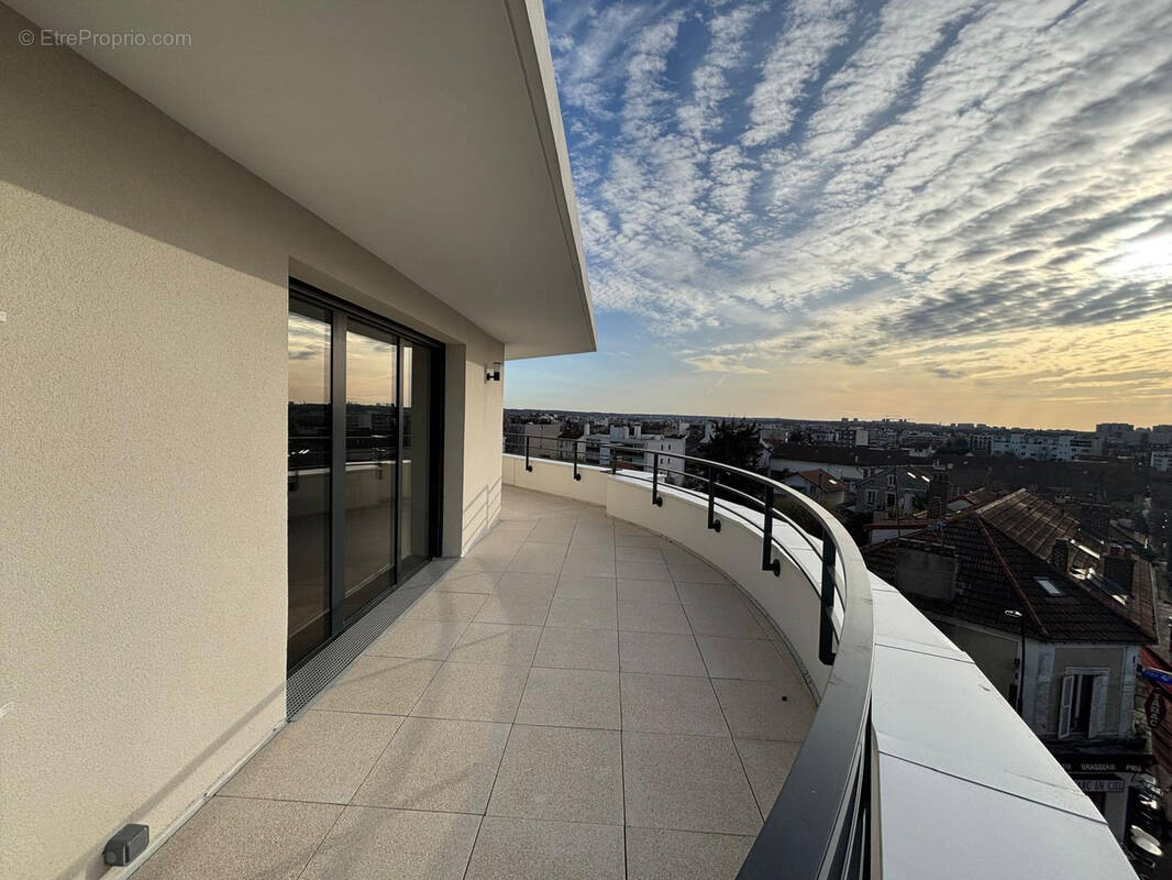 Appartement à SAINT-MAUR-DES-FOSSES