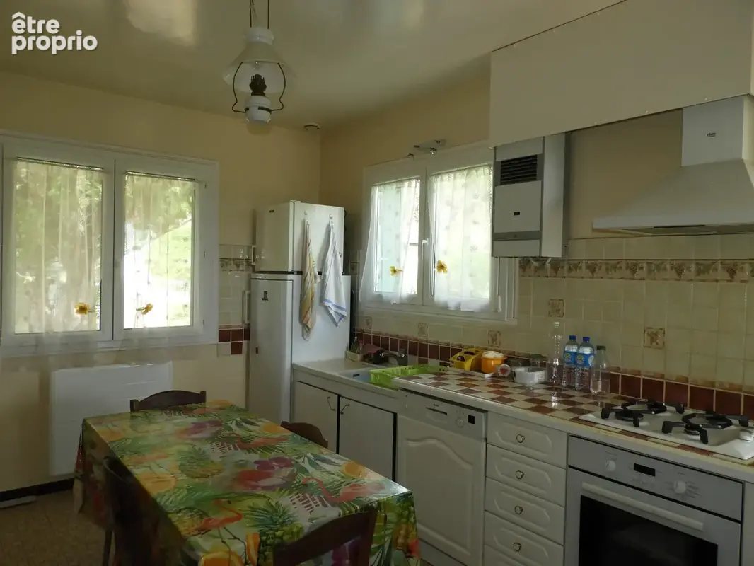 Maison de type V avec annexe dans 2040m2 de terrain. - photo 16