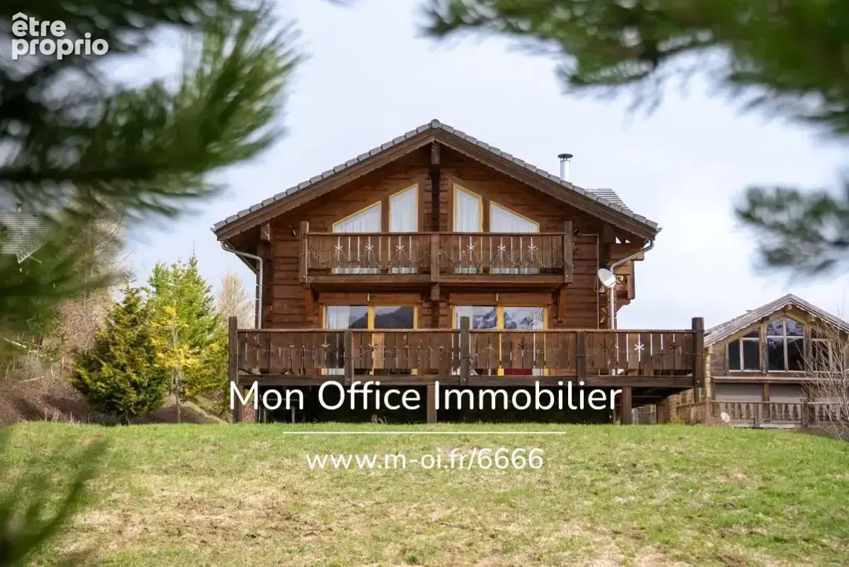 Maison à LE SAUZE-DU-LAC