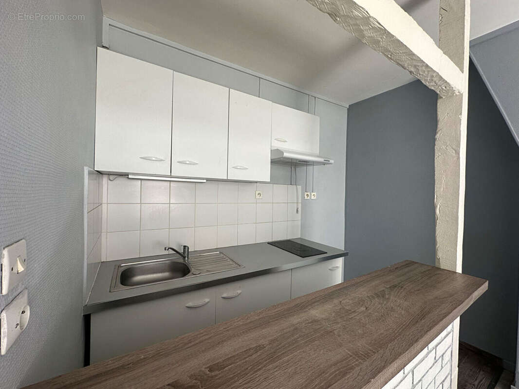 Appartement à PARIS-10E