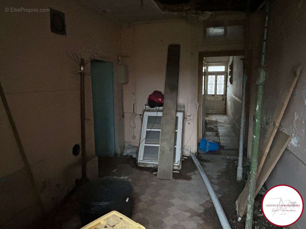 Maison à BRUERE-ALLICHAMPS