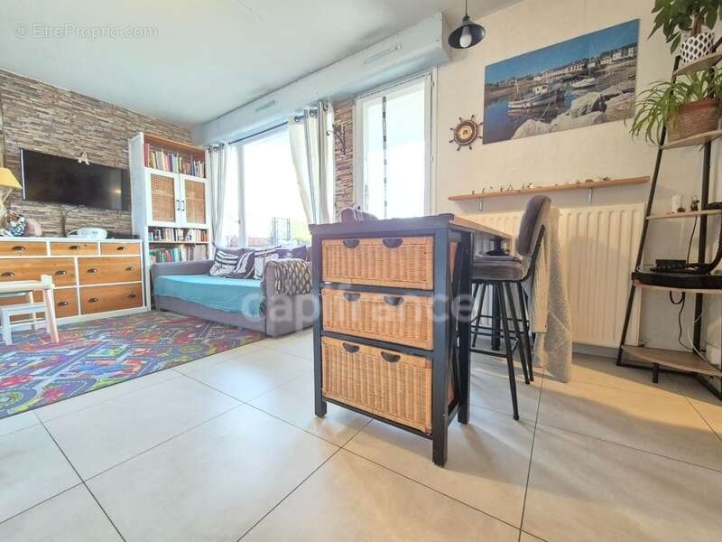 Appartement à vendre 2 pièces ROYAN (17) - Balcon - Cave - photo 2