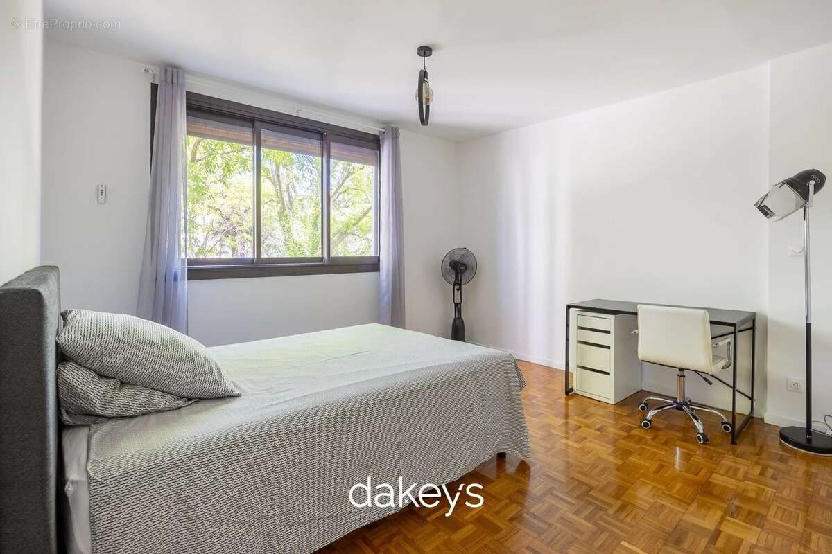 Appartement à MARSEILLE-9E