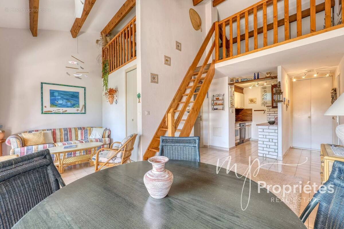 Appartement à RAYOL-CANADEL-SUR-MER