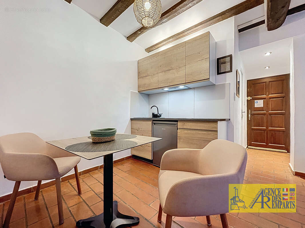 Charmant Appartement dans le Vieil Antibes - photo 6