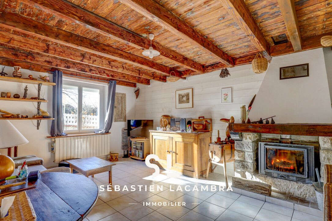 Maison à DENAT