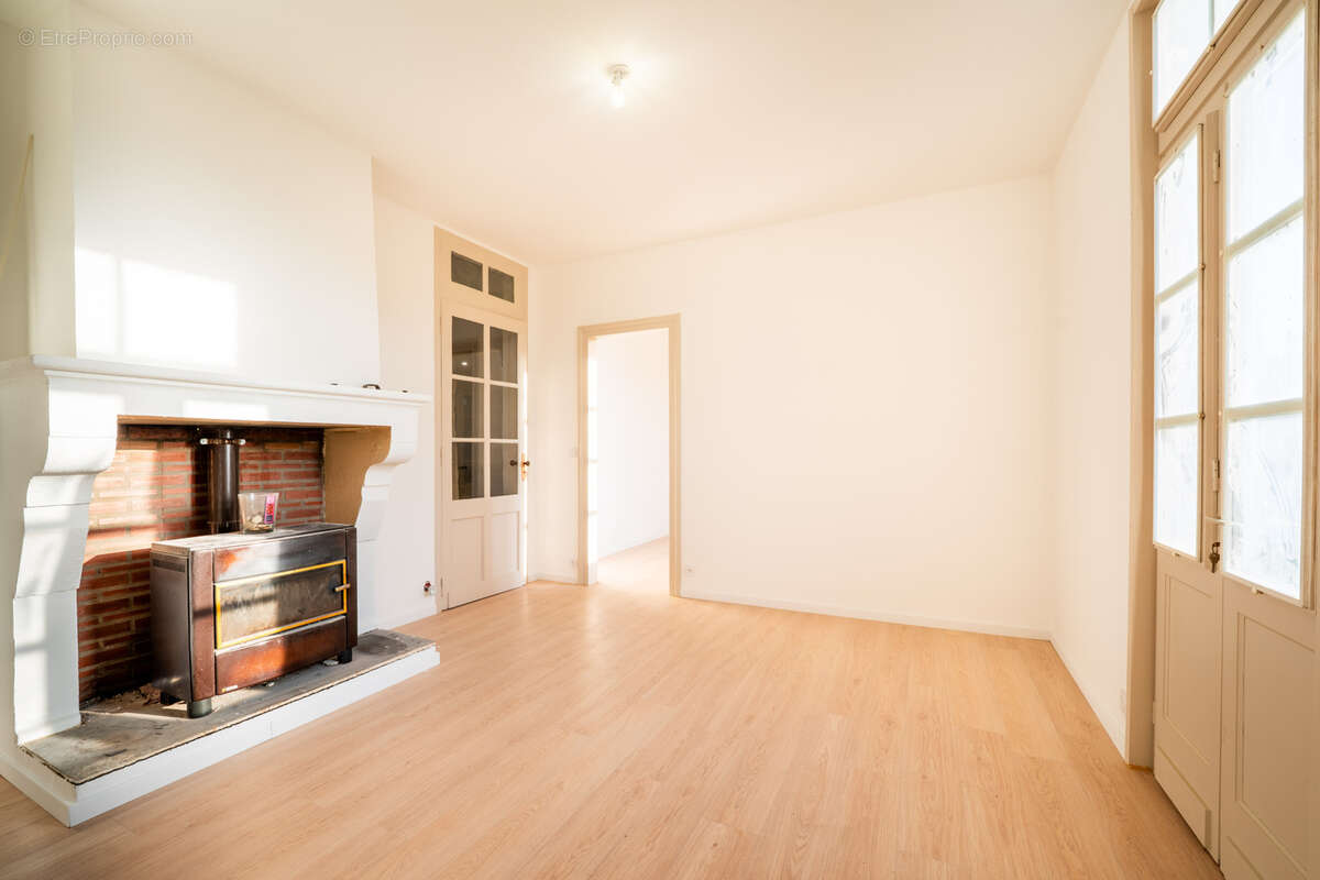 Maison à BELIN-BELIET