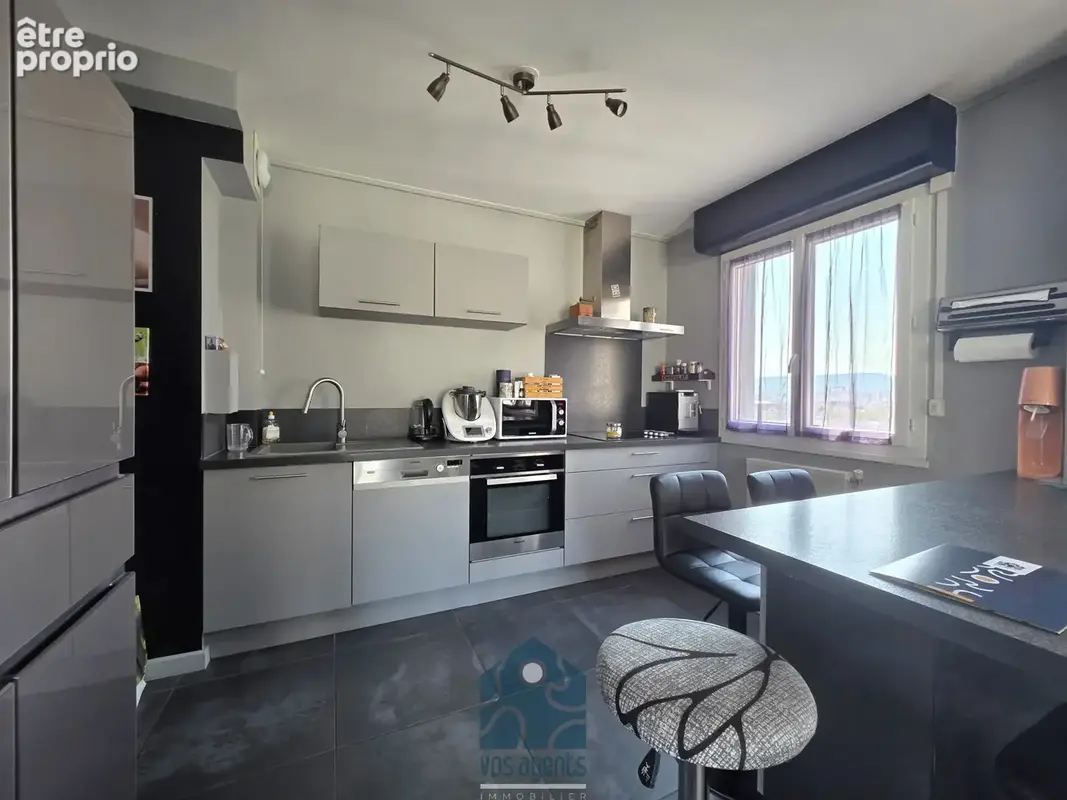 Appartement trois pièces avec stationnement privatif - photo 4