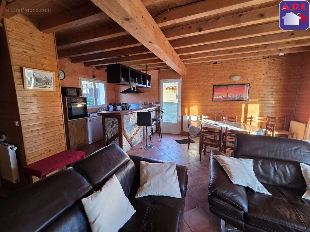 Maison à AX-LES-THERMES