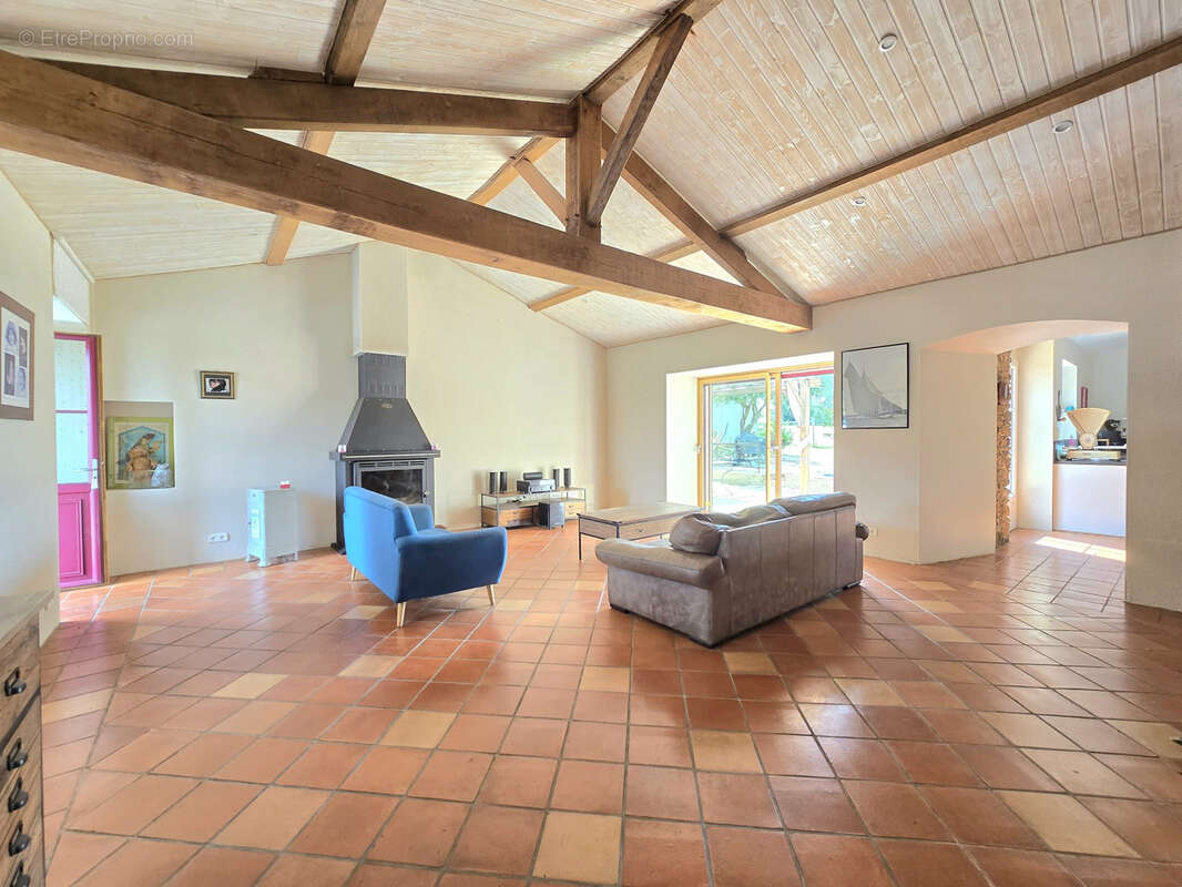 Maison à LE LOROUX-BOTTEREAU