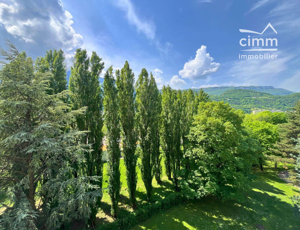 Appartement à SEYSSINET-PARISET