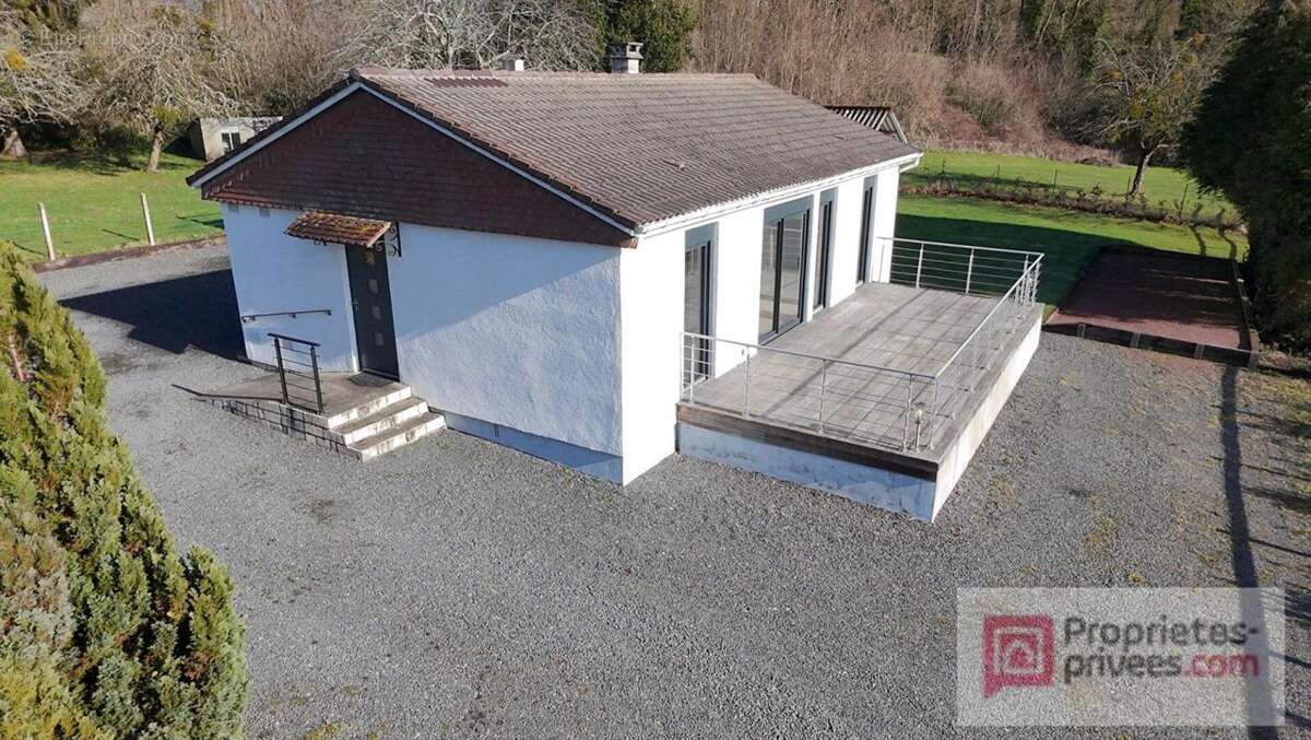 Maison à PONT-L'EVEQUE