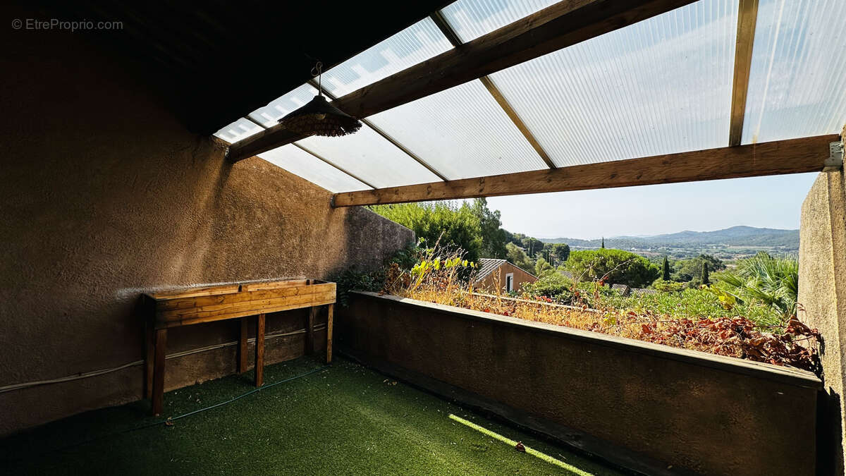 Maison T4 avec mini-piscine et deux parkings - photo 7