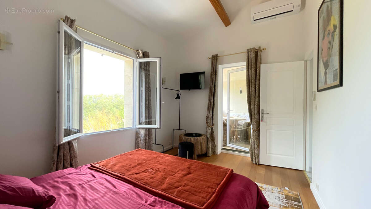 Élégante bastide provençale rénovée, à 20 minutes d'Uzès et de Nîmes - photo 25