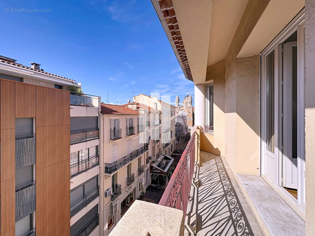 Appartement à SAINT-RAPHAEL