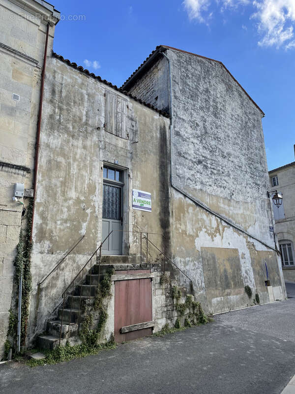 Appartement à SAINT-SAVINIEN