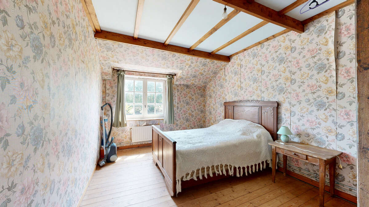 Longère de 146m2 avec dépendances sur 2 hectares. - photo 14