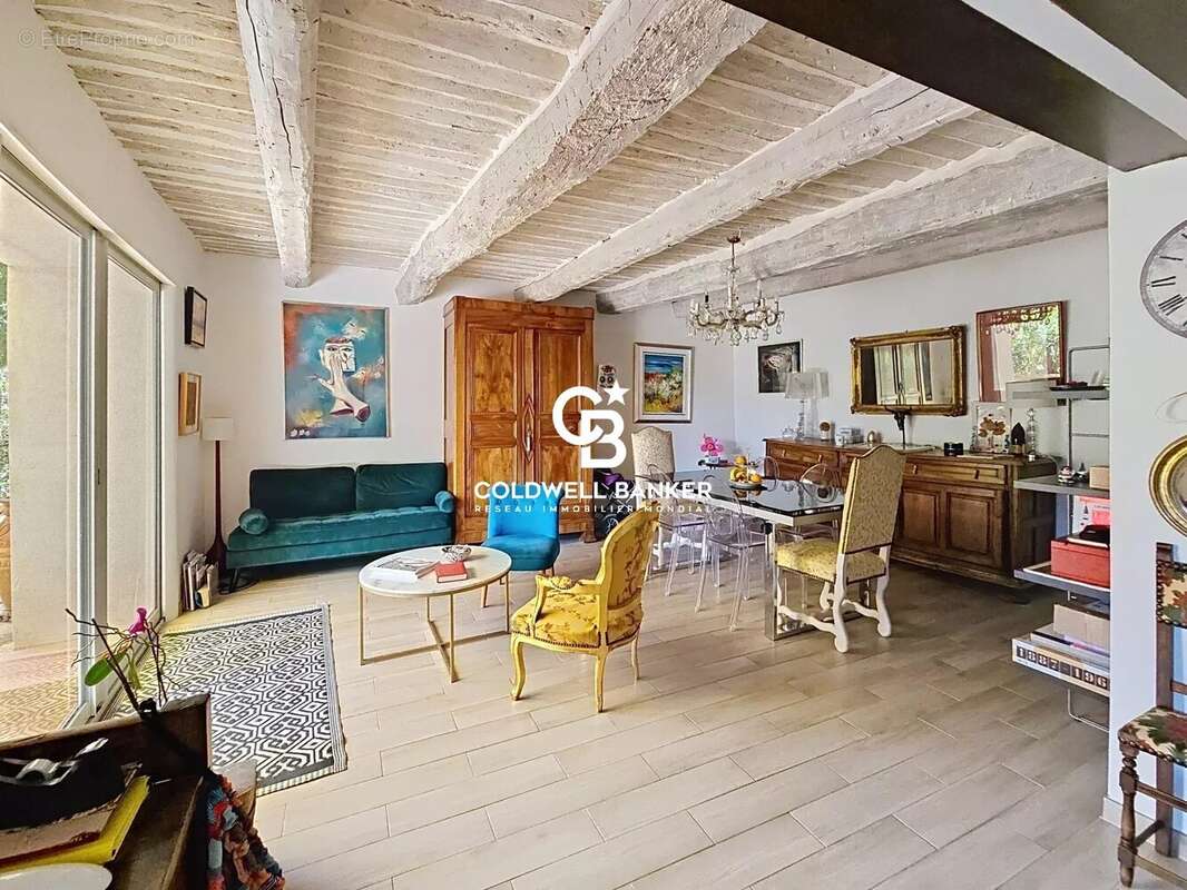 Bastide d'exception à lorgues : l'art de vivre provençal entre tradition et modernité - photo 5