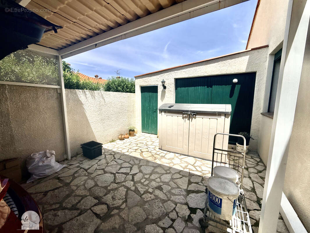 Maison à BAGES