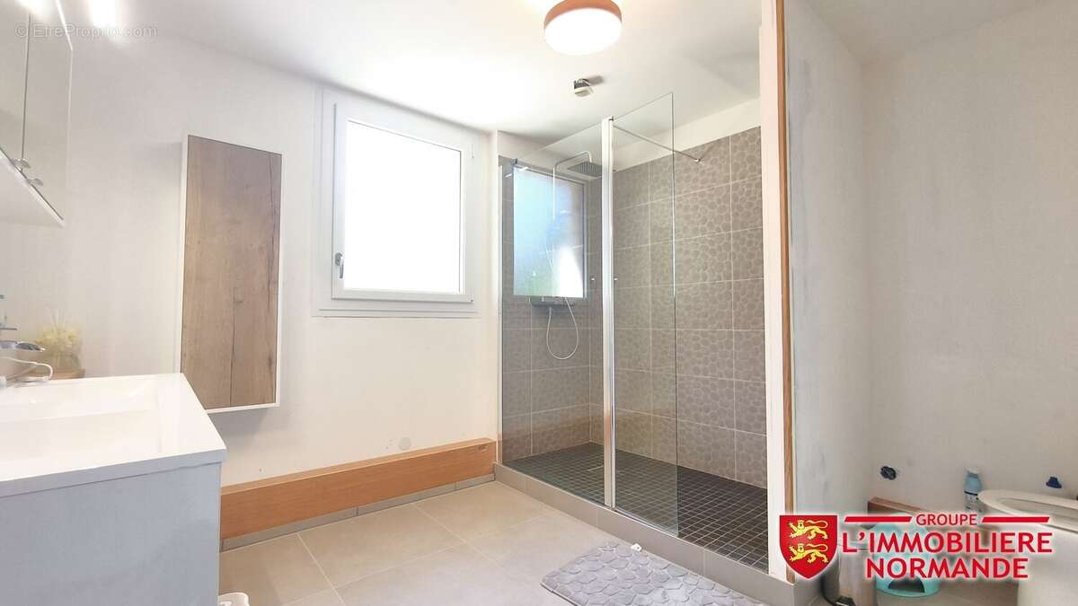 Maison de Charme 165m² habitable de plain pied 4 chambres - photo 5