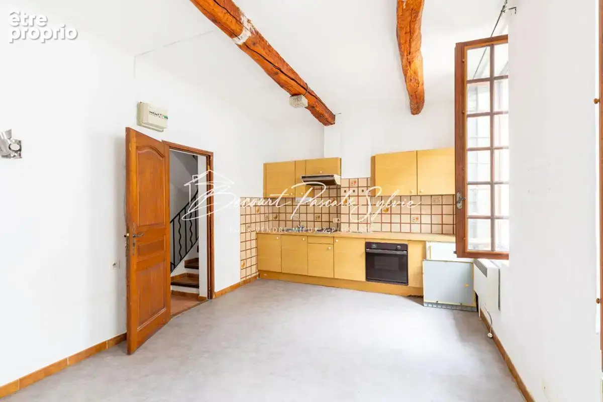 BAISSE DE PRIX - Immeuble de rapport  de 313 m2 avec commerce à Apt (84) - photo 13