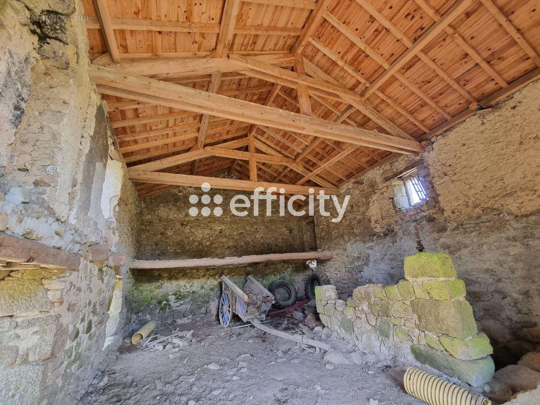 Maison 60 m² à Paulhac-En-Margeride  - photo 3
