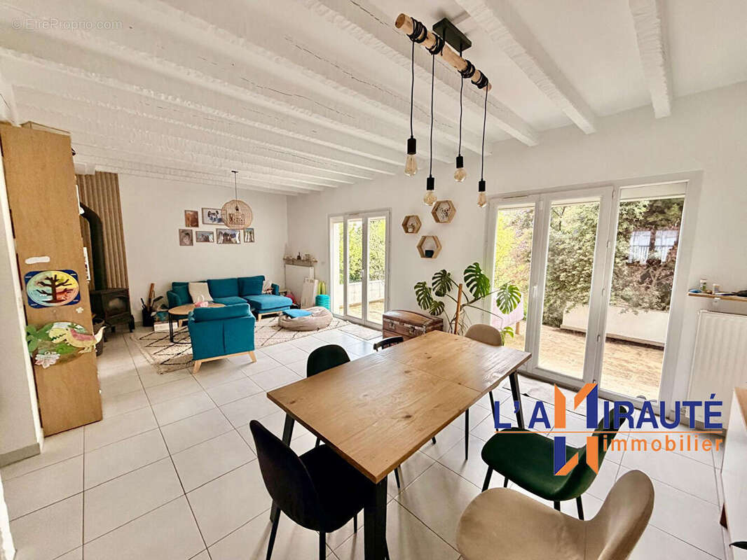 Maison à HOUILLES
