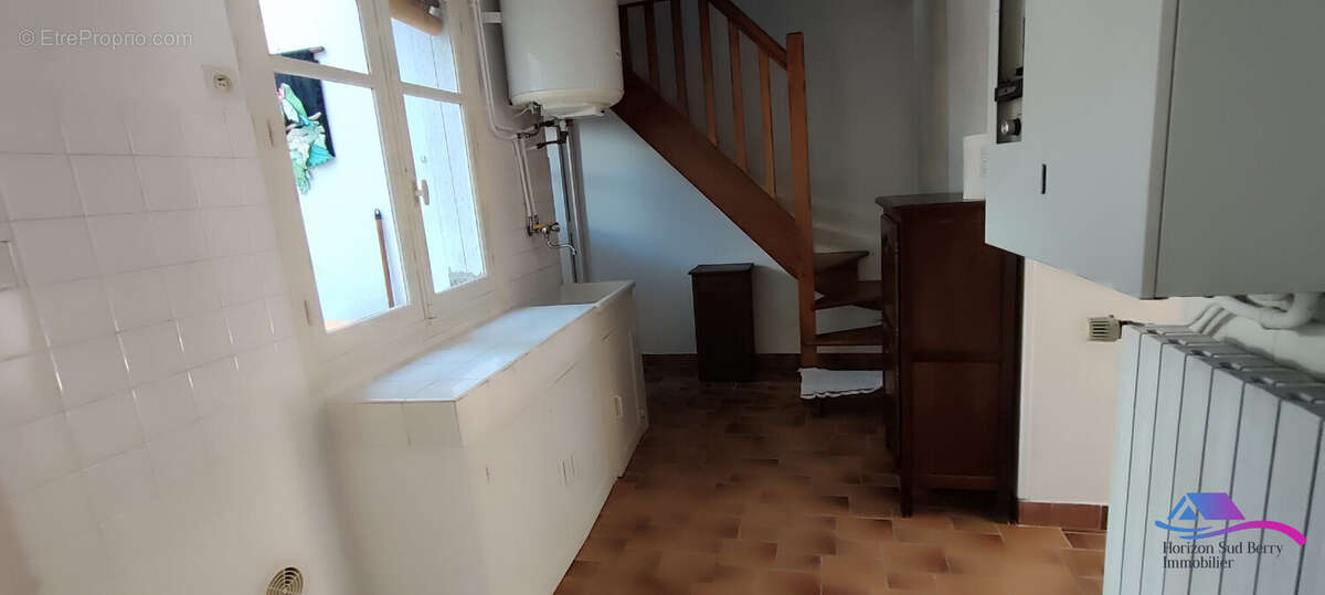 cuisine - Maison à CHATEAUMEILLANT