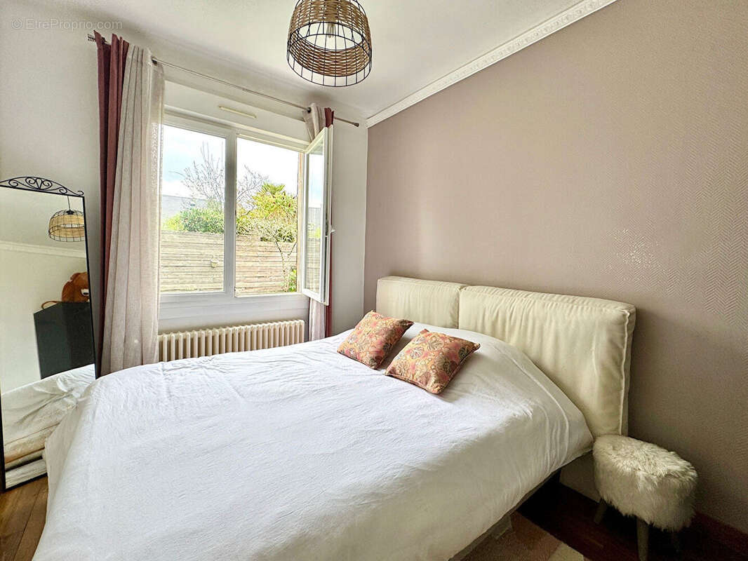 Maison à SAINTE-LUCE-SUR-LOIRE