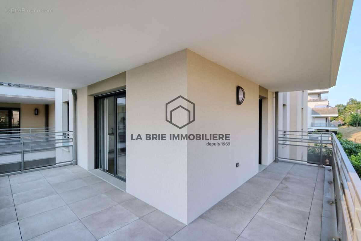 Appartement 66 m² à Mennecy  - photo 9