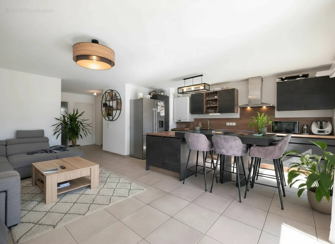 Appartement à SAINT-JORIOZ