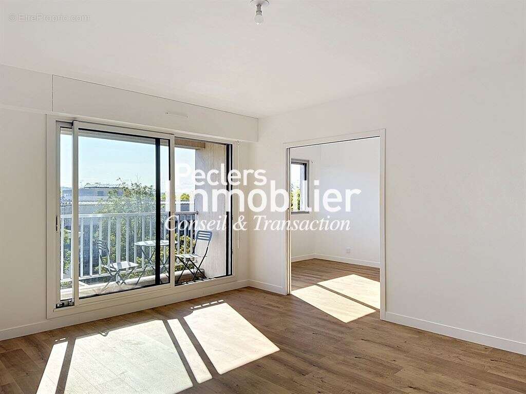 Appartement de 4 pp avec deux chambres en centre ville - photo 2