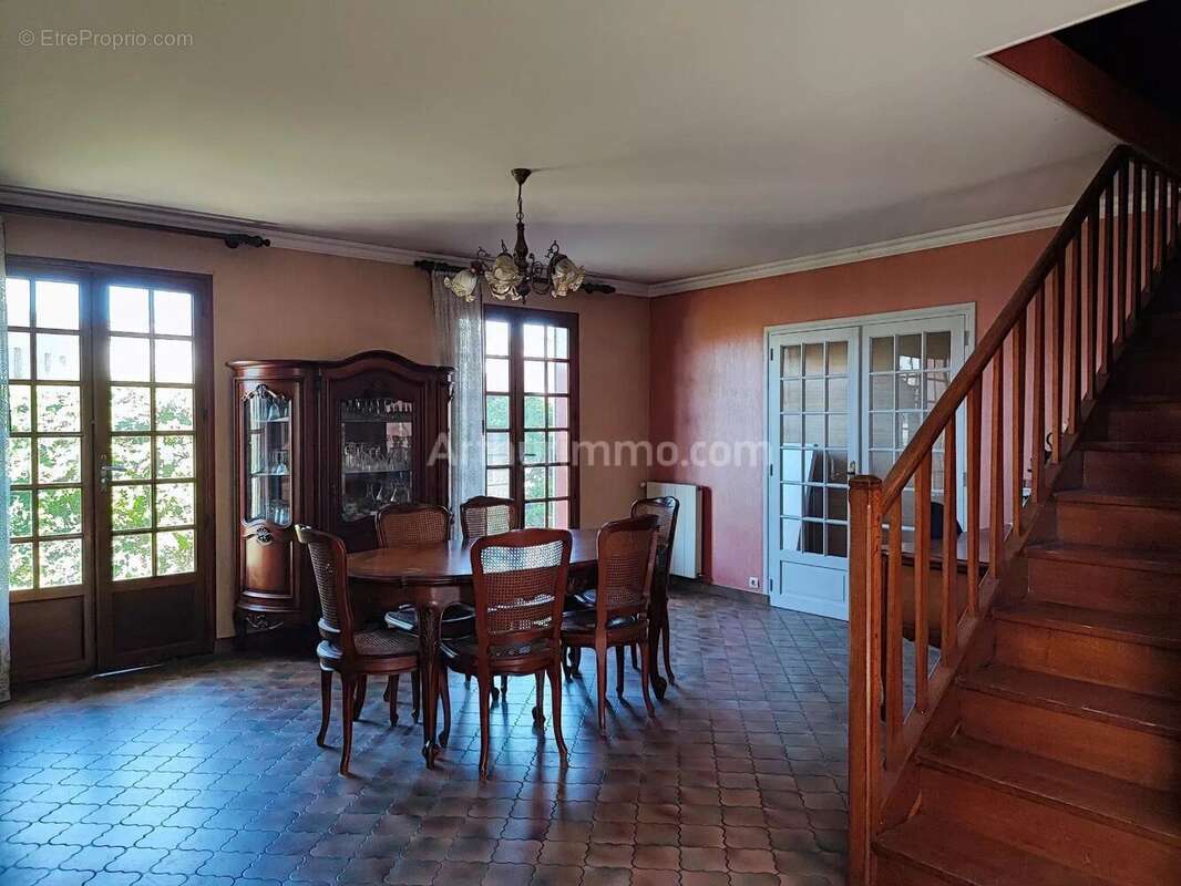 Maison à VIRY-CHATILLON