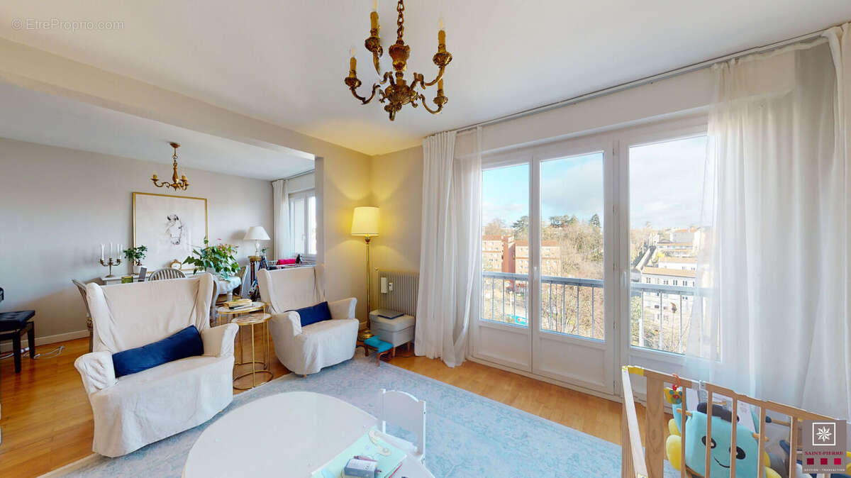 Appartement à LYON-4E