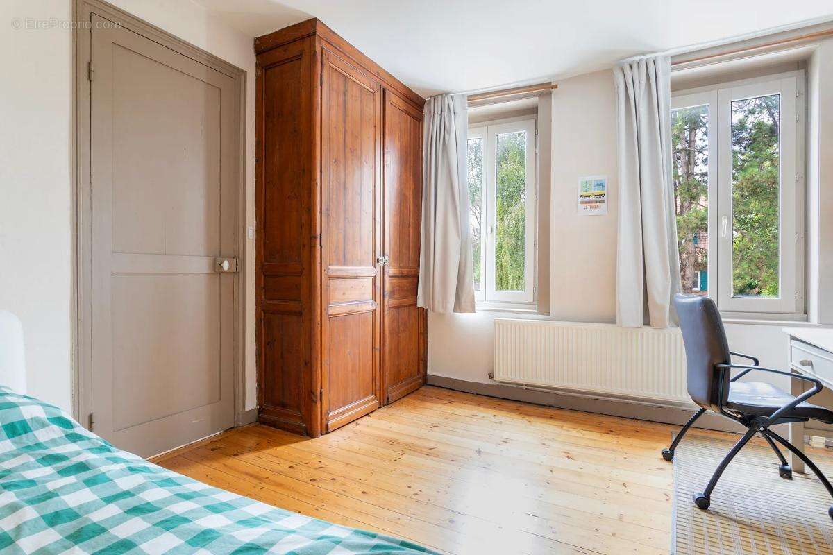 Maison de 6 pièces de 181 m² à Verlinghem - photo 9