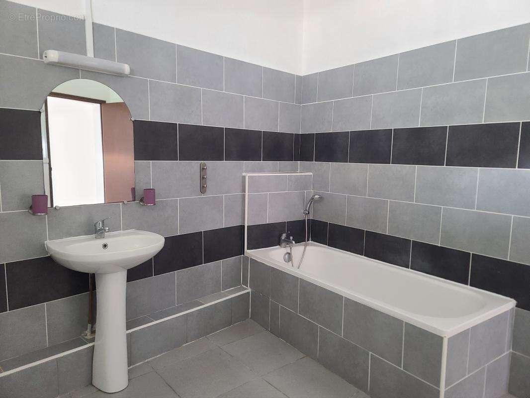 Appartement à SAINT-DENIS