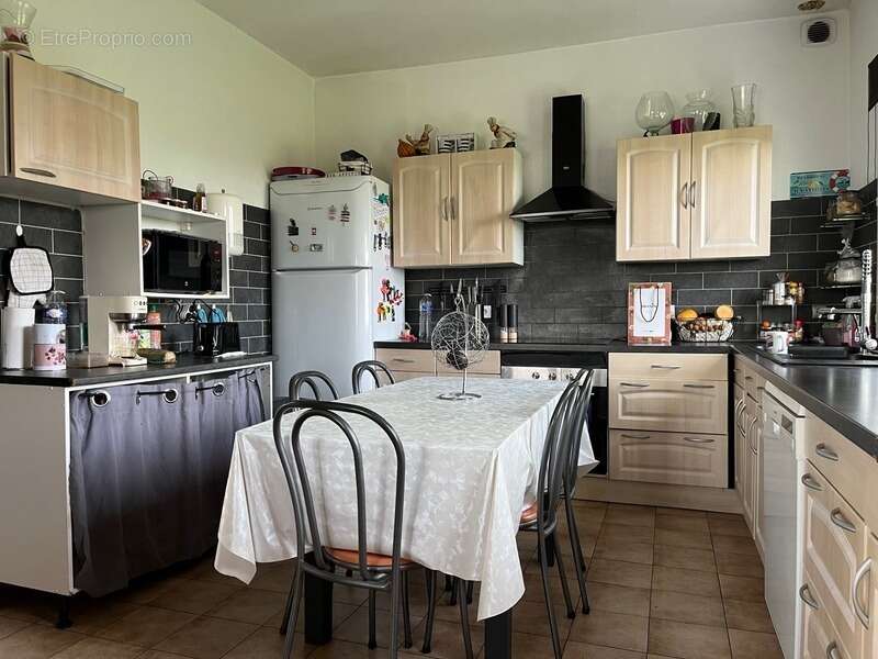 Maison à AUNAY-SUR-ODON