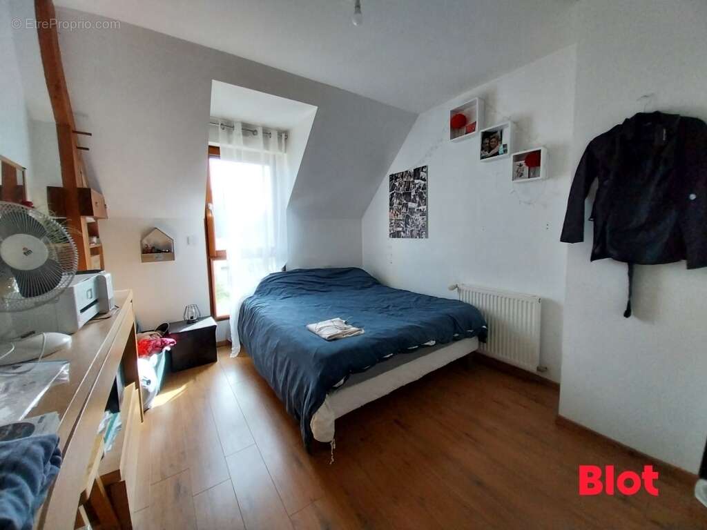 Maison 177 m² à Saint-Coulomb  - photo 8