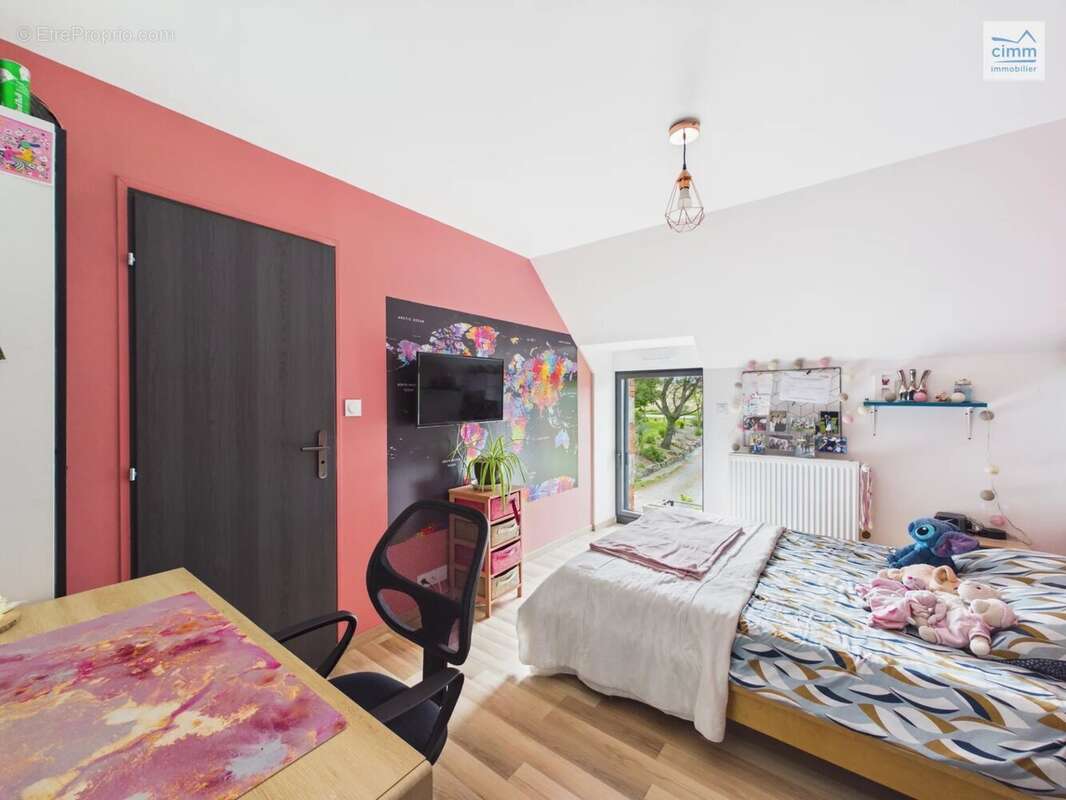 Maison à LES BRULAIS